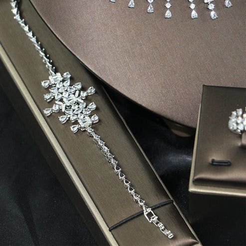 Aurora Royale – 4-Piece Bridal Zircon Majesty Set